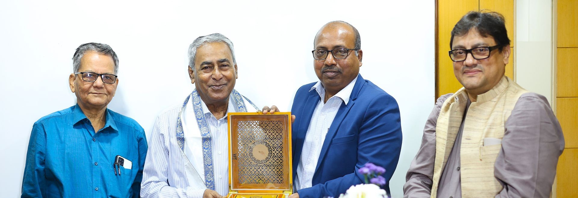 Director Welcomes Chairman BoG-IIIT Kalyani